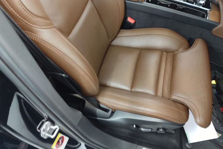 沃尔沃XC90新能源 2019款 E驱混动 T8 智尊版 7座 国VI局部细节41