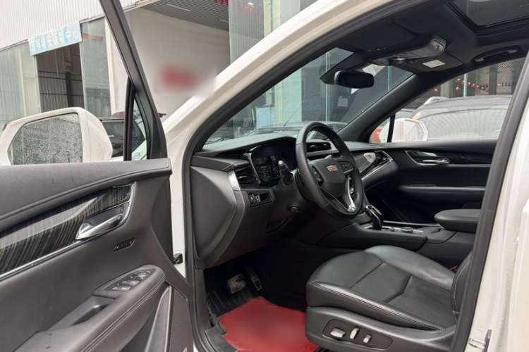 凯迪拉克XT6 2021款 28T 六座四驱豪华型中控内饰7003