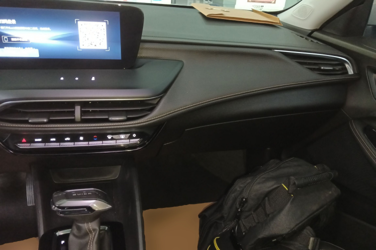 别克 威朗 2023款 Pro 乐享版中控内饰12