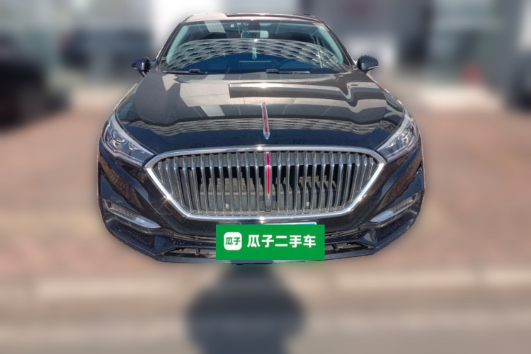 红旗H5 2022款 经典款 改款 1.5T DCT旗韵版车身外观2