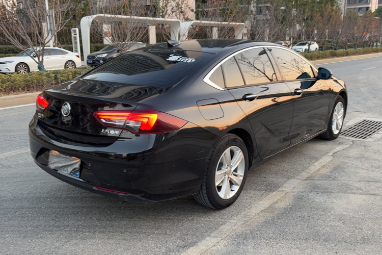 别克 君威 2019款 20T 精英型 国VI车身外观6004