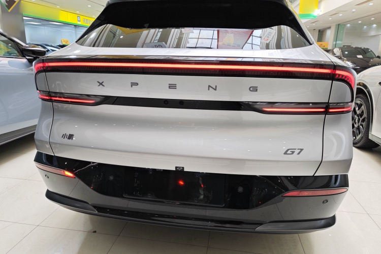 小鹏G7 2025款 702 超长续航 Max车身外观6