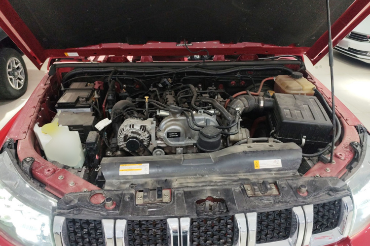 北京BJ40 2019款 PLUS 2.3T 自动四驱旗舰版 国VI机舱底盘24