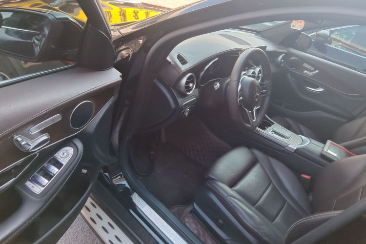 奔驰GLC 2020款 GLC 260 L 4MATIC 豪华型中控内饰7003
