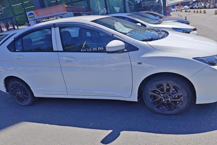 本田 锋范 2017款 1.5L CVT舒适版车身外观6002