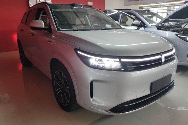 鸿蒙智行 问界M7 2024款 1.5T 智驾四驱Ultra版 5座车身外观6002