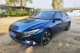 现代 伊兰特 2022款 1.5L CVT LUX尊贵版