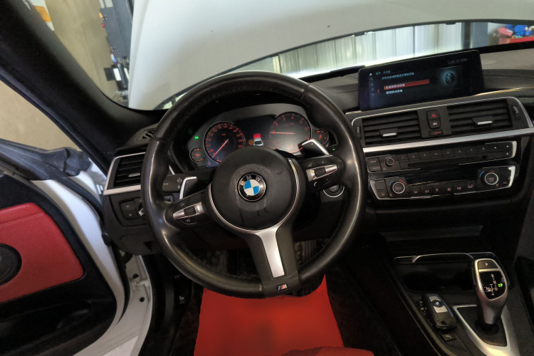 宝马3系GT 2020款 320i M运动曜夜版局部细节13