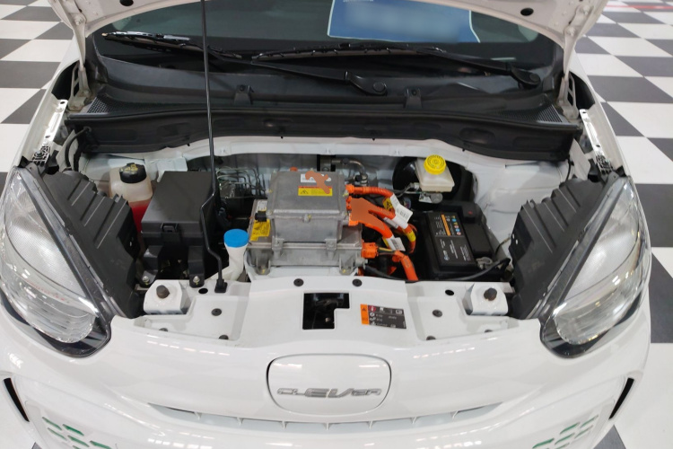 荣威 科莱威CLEVER 2022款 311km元气啵啵版机舱底盘24