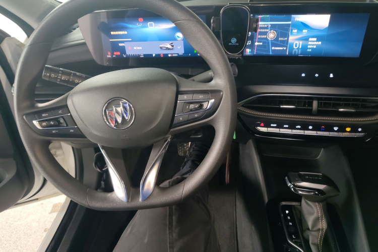 别克 威朗 2023款 Pro 乐享版中控内饰12