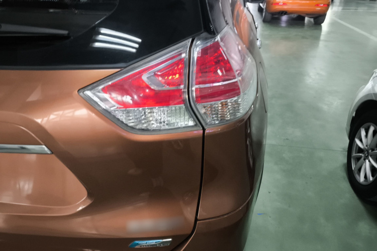 日产 奇骏 2014款 2.0L CVT舒适版 2WD车身外观6006