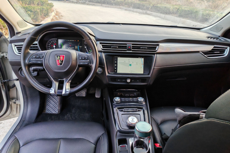 荣威Ei5 2018款 互联网旗舰版中控内饰7005