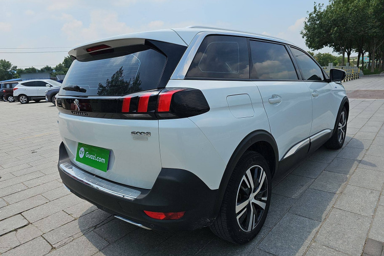 标致5008 2017款 380THP 7座精英版车身外观6003