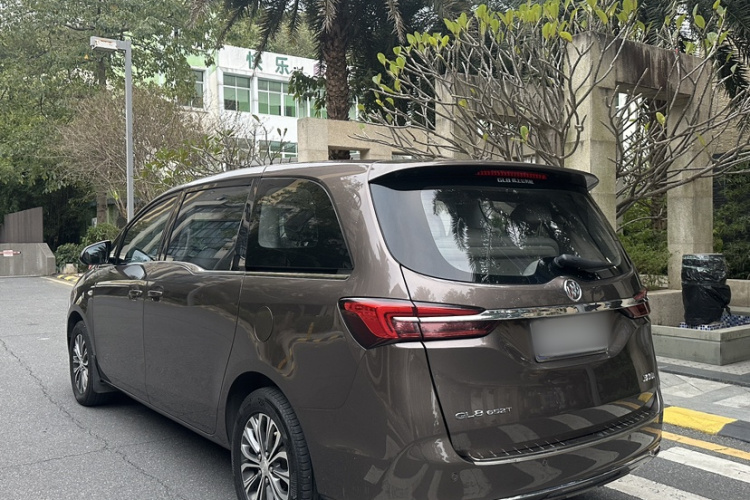 别克GL8 2021款 陆上公务舱 652T 舒适型车身外观6005