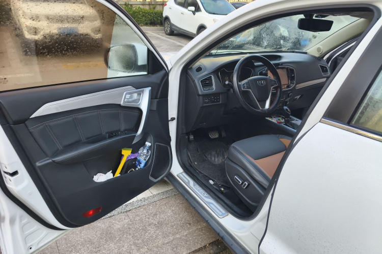 吉利汽车 远景X6 2016款 1.3T CVT旗舰型中控内饰20