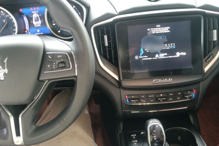 玛莎拉蒂 Ghibli 2017款 3.0T 标准版中控内饰12