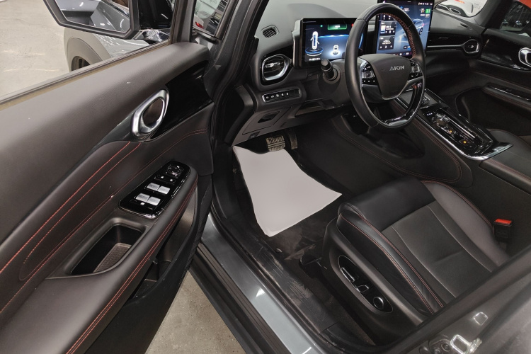 埃安 AION V 2022款 Plus 70 智享科技版 三元锂中控内饰7003