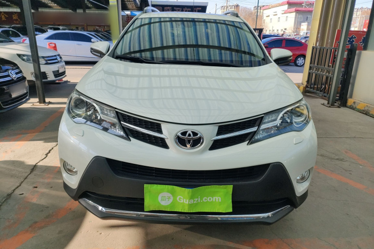 丰田 RAV4荣放 2015款 2.5L 自动四驱尊贵版车身外观2