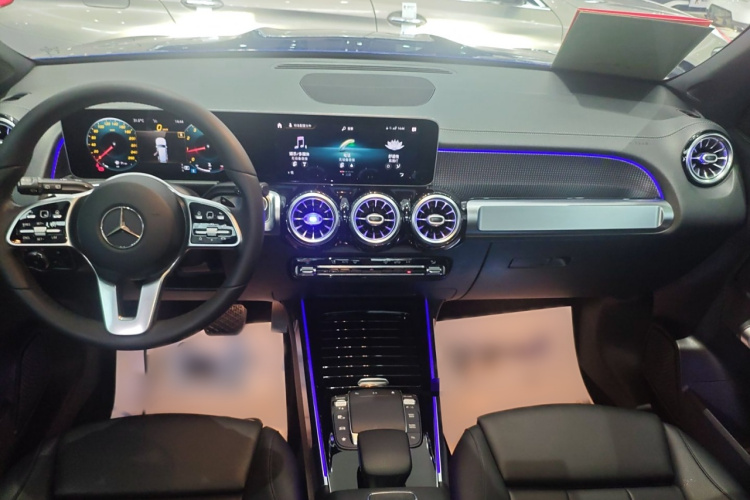 奔驰GLB 2020款 改款 GLB 200 动感型局部细节16