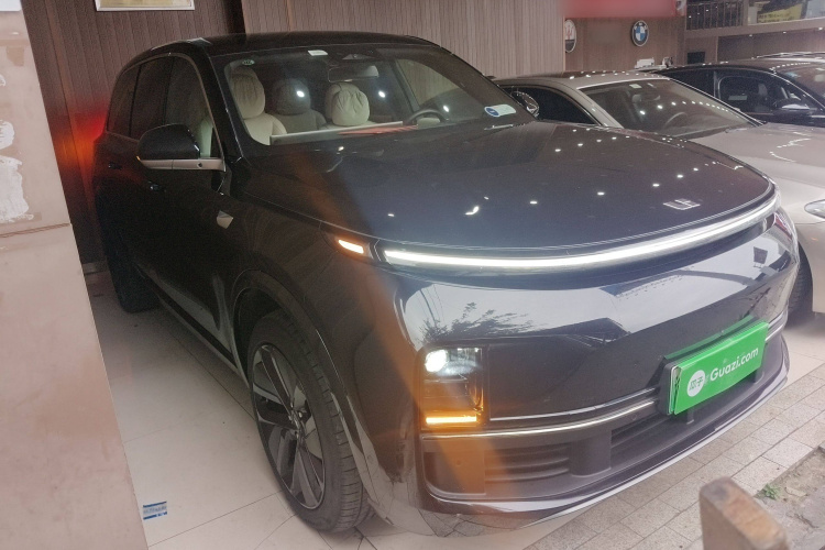 理想汽车 理想L9 2023款 Pro车身外观3