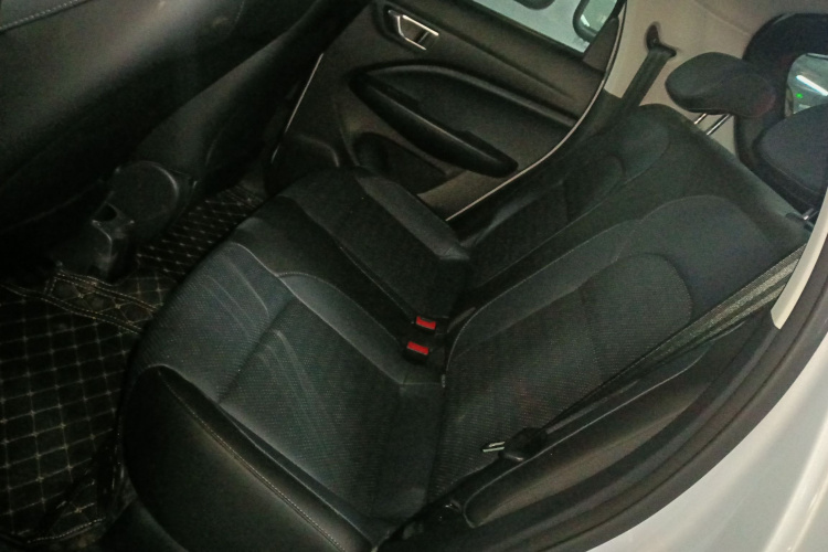 零跑汽车 零跑T03 2022款 星钻版中控内饰21