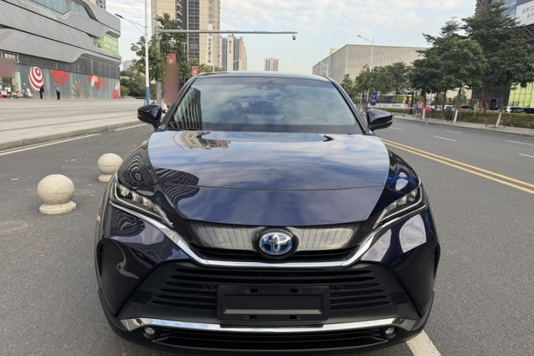 丰田 凌放HARRIER 2022款 双擎 2.5L CVT两驱豪华版车身外观6001