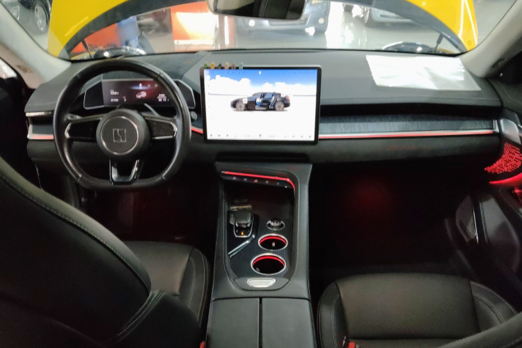 极氪001 2021款 长续航双电机 WE版中控内饰12