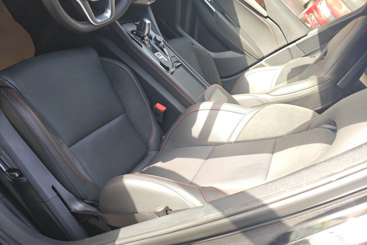 领克03 2019款 2.0TD 自动劲Pro版局部细节19