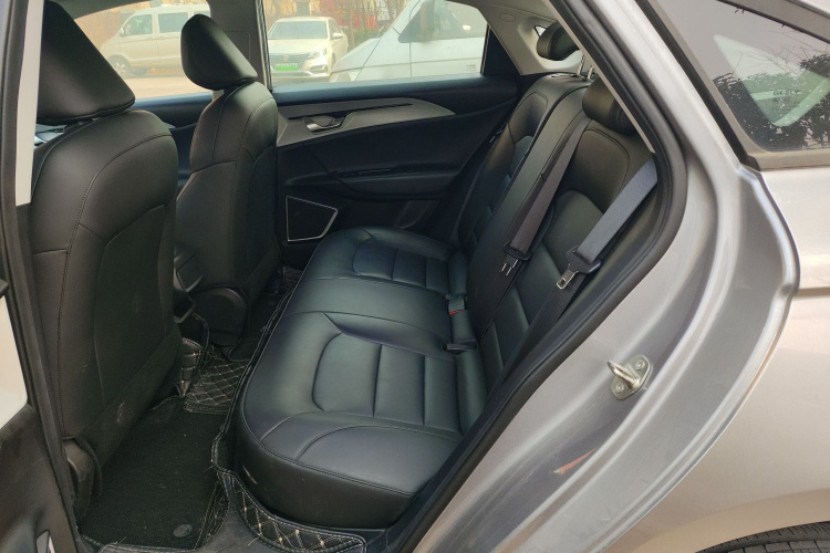 吉利几何A 2024款 410KM 出行版中控内饰21