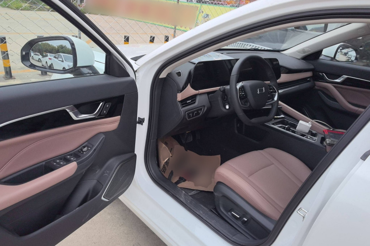 奔腾B70 2024款 龙腾版 1.5T 领跃型中控内饰20