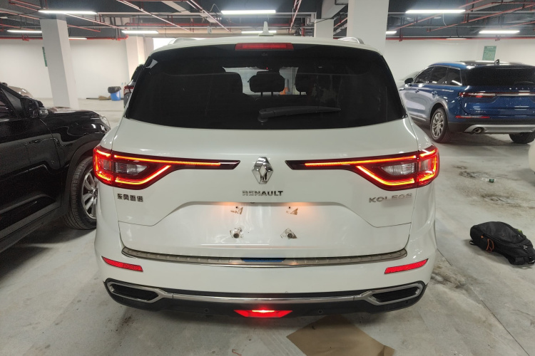 雷诺 科雷傲 2017款 2.5L 四驱尊贵版车身外观6