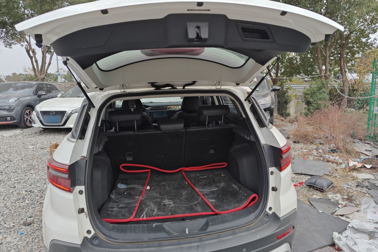 福特 2020款 领界S EcoBoost 145 CVT铂领型机舱底盘23