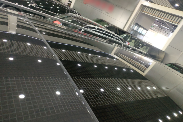 奔驰V级 2022款 V 260 L 长轴距豪华版局部细节57