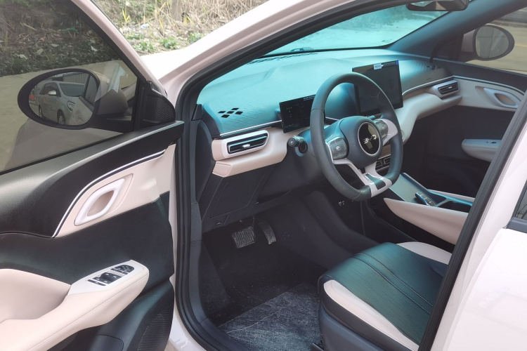 比亚迪 海鸥 2025款 305km 活力版中控内饰7003