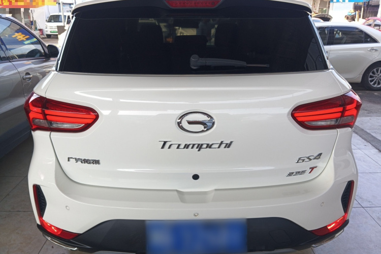 广汽传祺 传祺GS4 2018款 235T 自动两驱豪华智联百万纪念版车身外观6