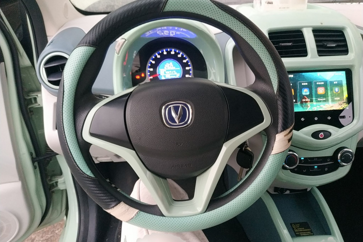 长安欧尚 奔奔E-Star 2021款 国民版 心悦版 磷酸铁锂（31.18kWh）中控内饰13