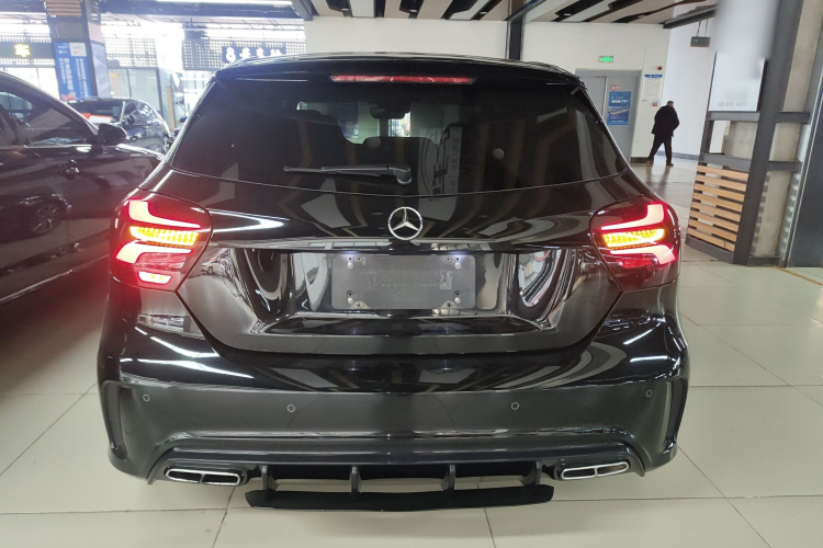 奔驰A级AMG(进口) 2017款 AMG A 45 4MATIC车身外观6004