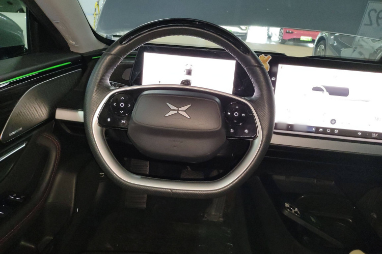 小鹏P7 2020款 670N局部细节13