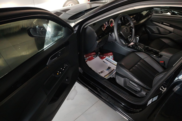 大众 帕萨特 2020款 改款 280TSI 商务版 国VI中控内饰7003