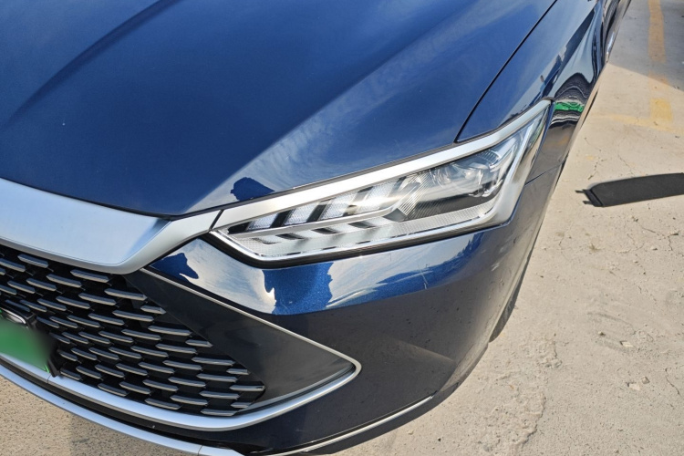 比亚迪 秦PLUS 2024款 荣耀版 DM-i 120KM领先型局部细节36