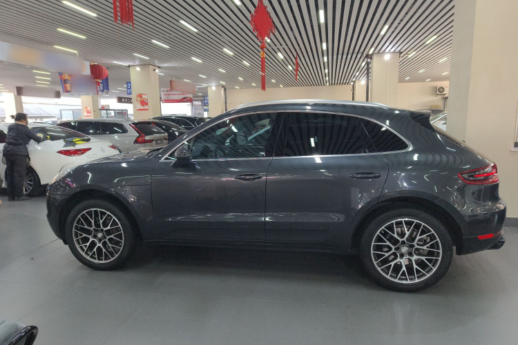 保时捷 2017款  Macan 2.0T车身外观4
