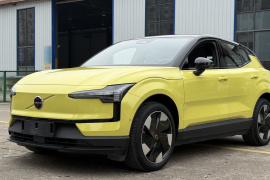 沃尔沃EX30 2025款 后驱长续航版 Ultra