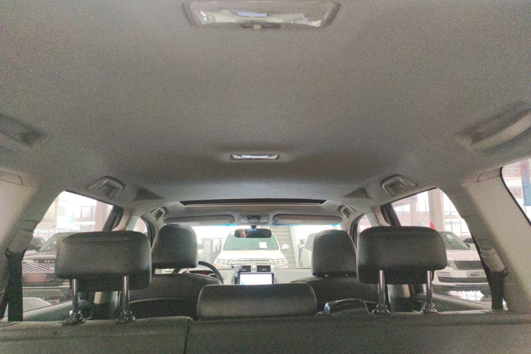 丰田 普拉多 2016款 2.7L 自动标准版局部细节22