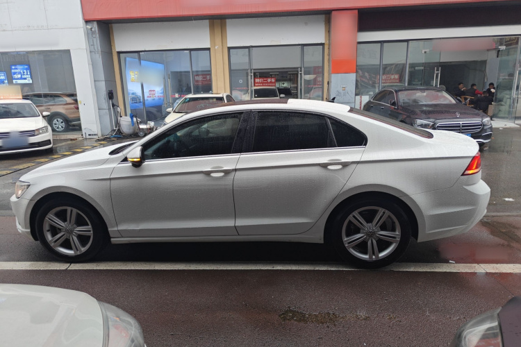 大众 凌渡 2015款 280TSI DSG舒适版车身外观4