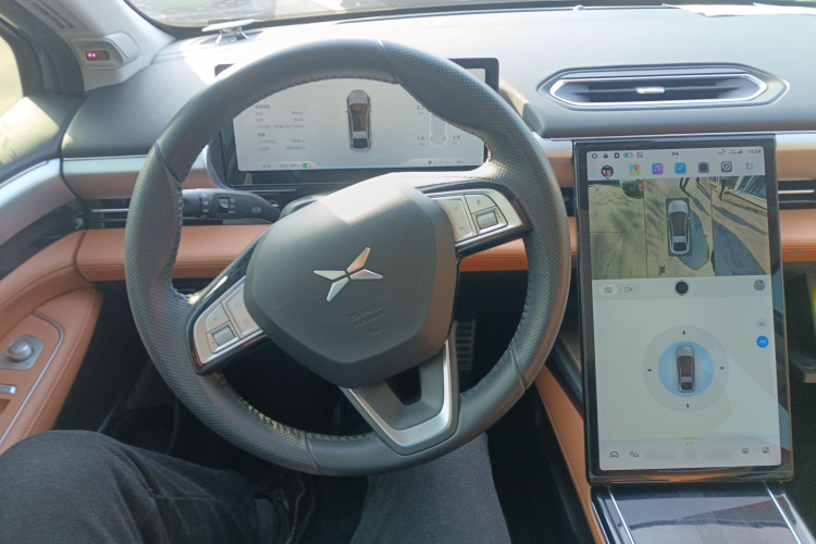 小鹏P5 2021款 460E中控内饰12