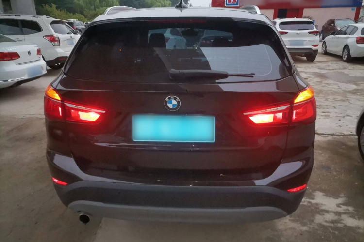 宝马X1 2018款 sDrive18Li 时尚型车身外观6004