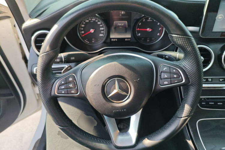 奔驰C级 2015款 C 180 L 运动型局部细节13