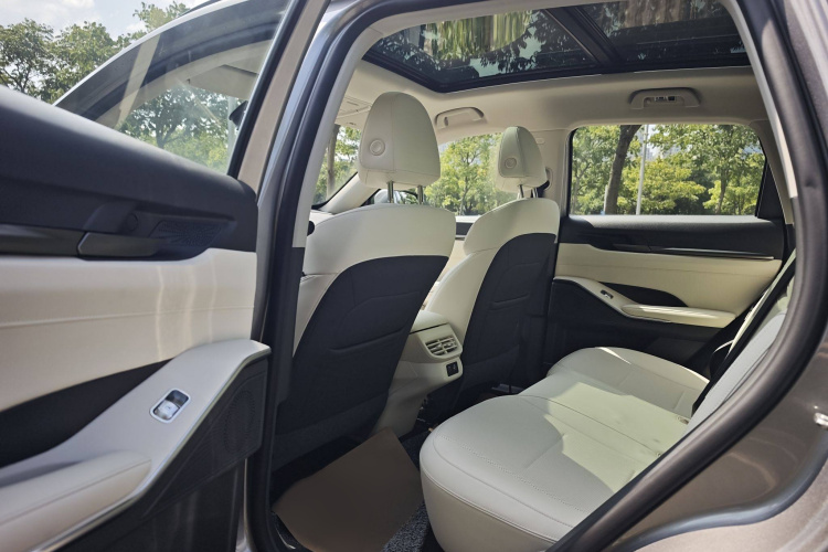 哈弗H6 2024款 1.5T 两驱Ultra中控内饰7004