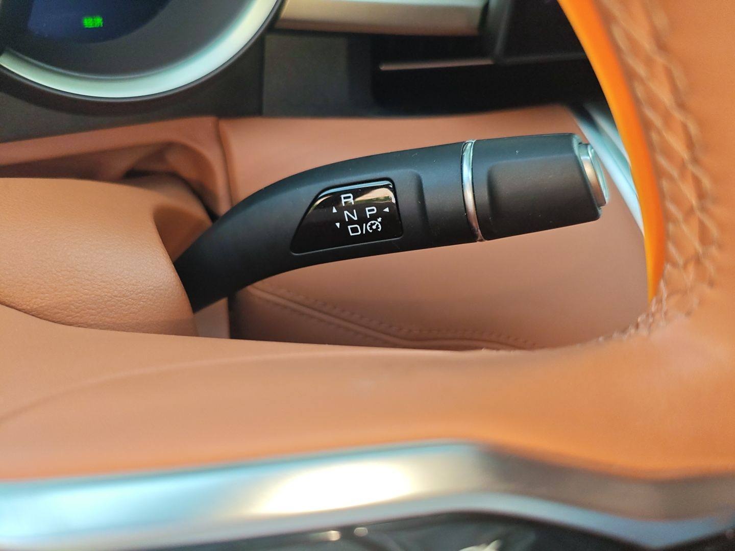 欧拉闪电猫 2022款 555km 尊贵版