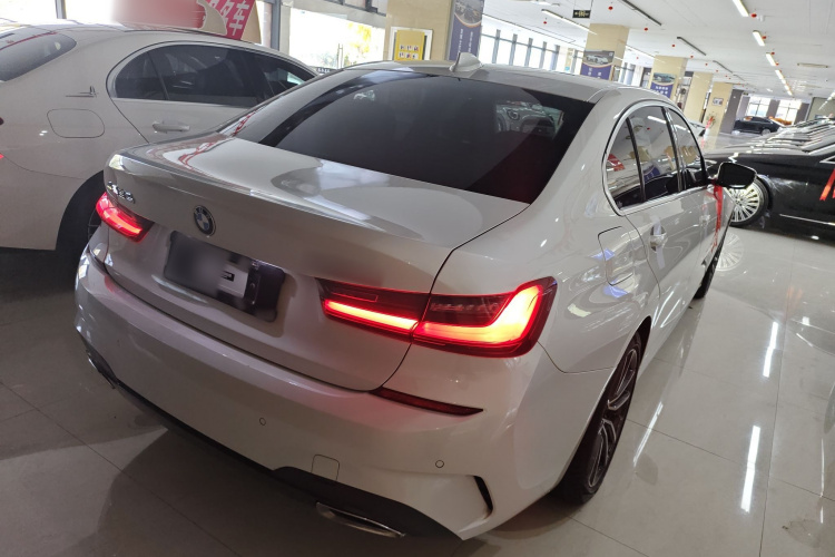 宝马3系 2022款 325Li M运动套装车身外观6005